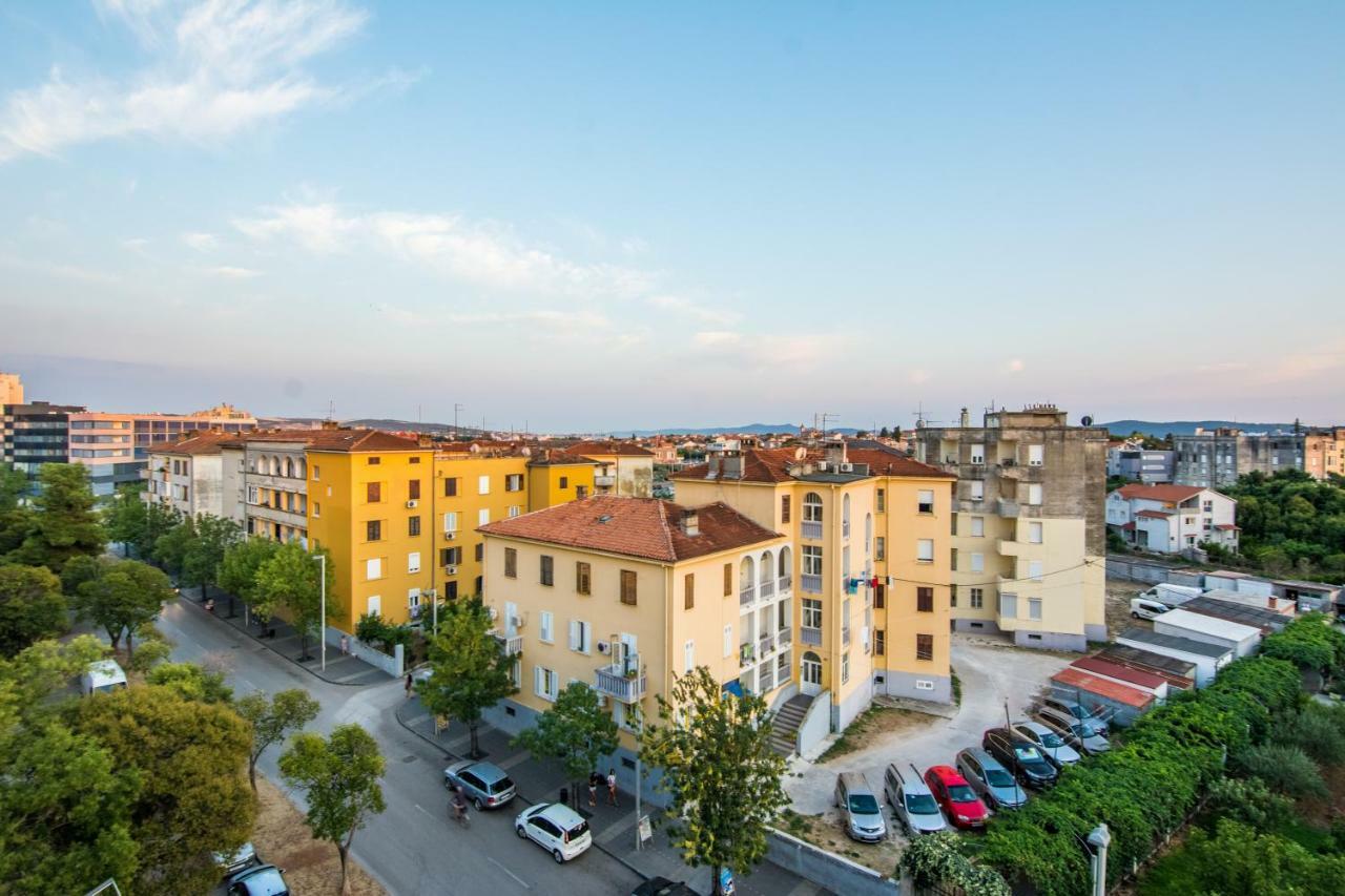 City Colours Apartment Zadar Bagian luar foto